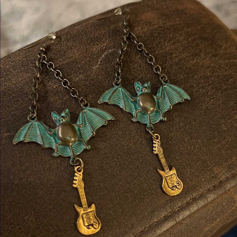 House of Goth Bat Earrings NEW 🥰